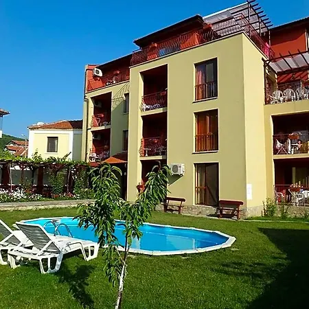 Aparthotel Valentina 3*