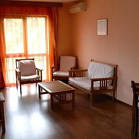 Valentina Aparthotel 3*