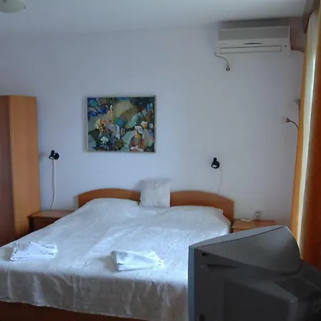Valentina Lejlighedshotel Obzor